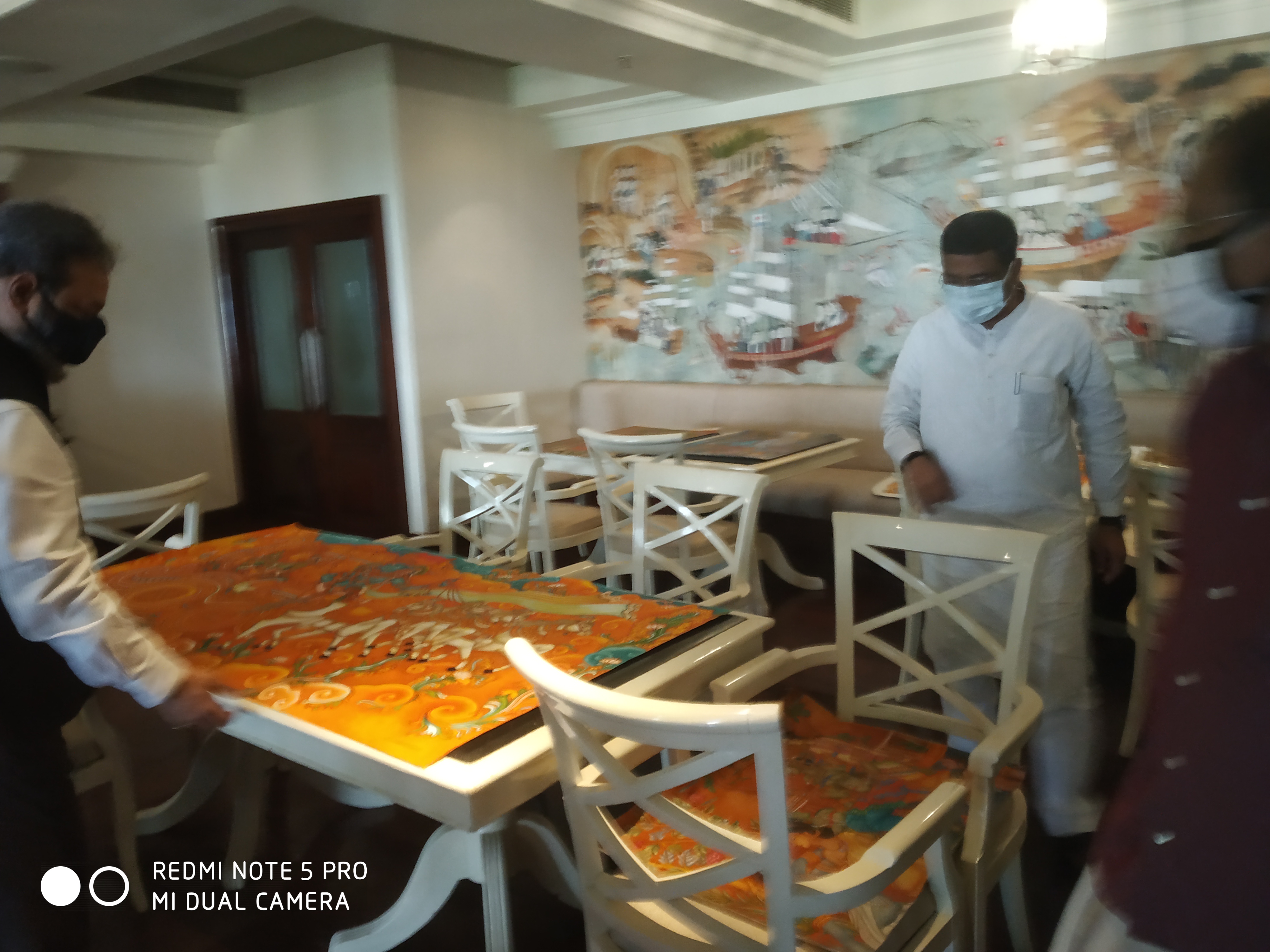 Curating Traditional Murals
