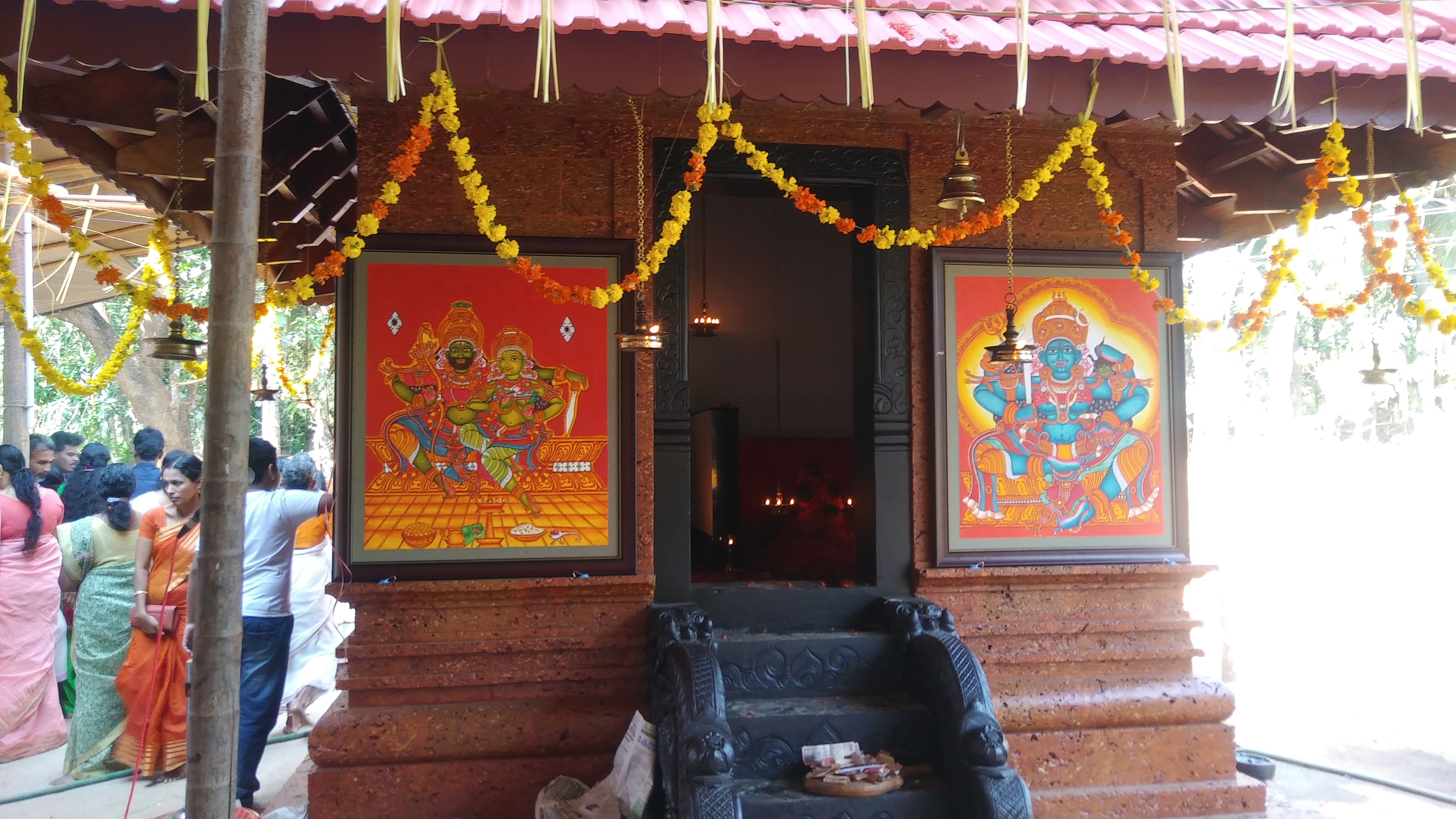 The Divine Colors of Kerala: Traditional Mural Art in Sacred Spaces